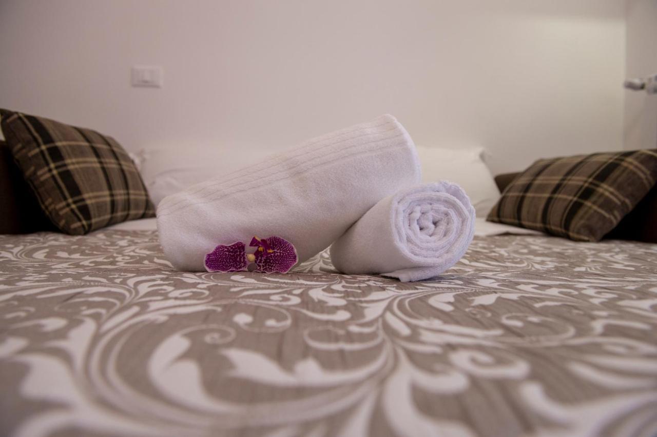 Joyce Luxury Suite Монополи Экстерьер фото